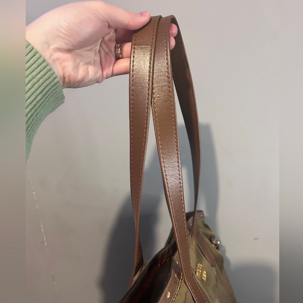 Green Prada Nylon Tote Bag - Picture 3 of 11